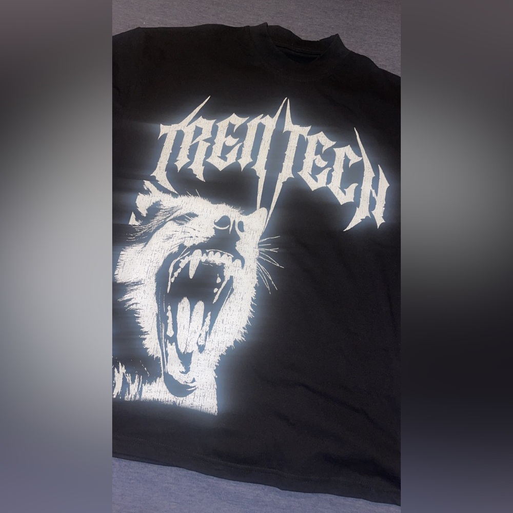 Tren Tech t shirt